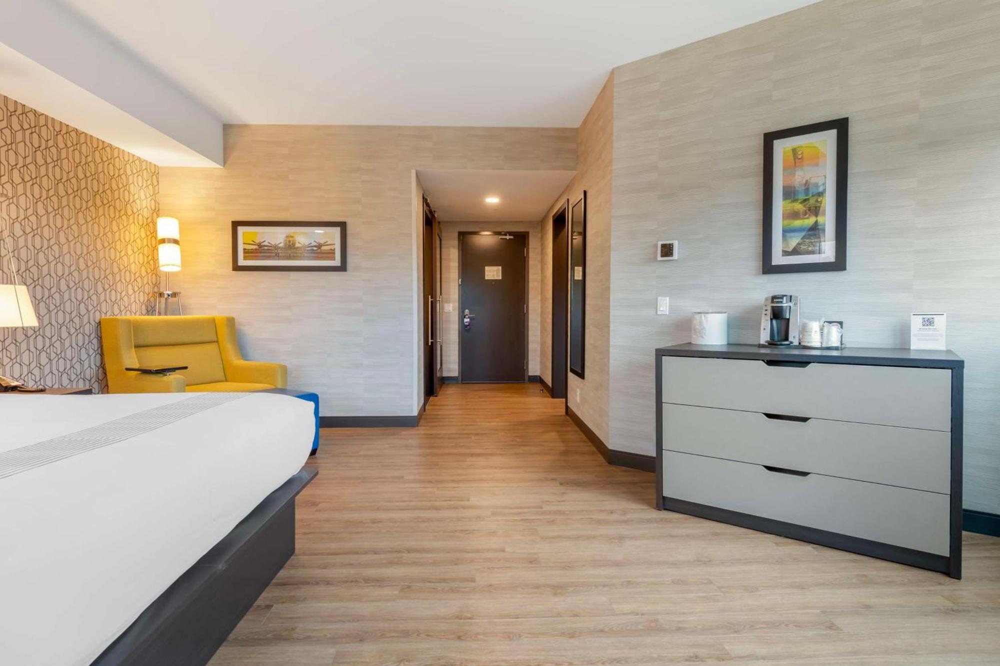 Glo Best Western Kanata Ottawa West Exteriör bild