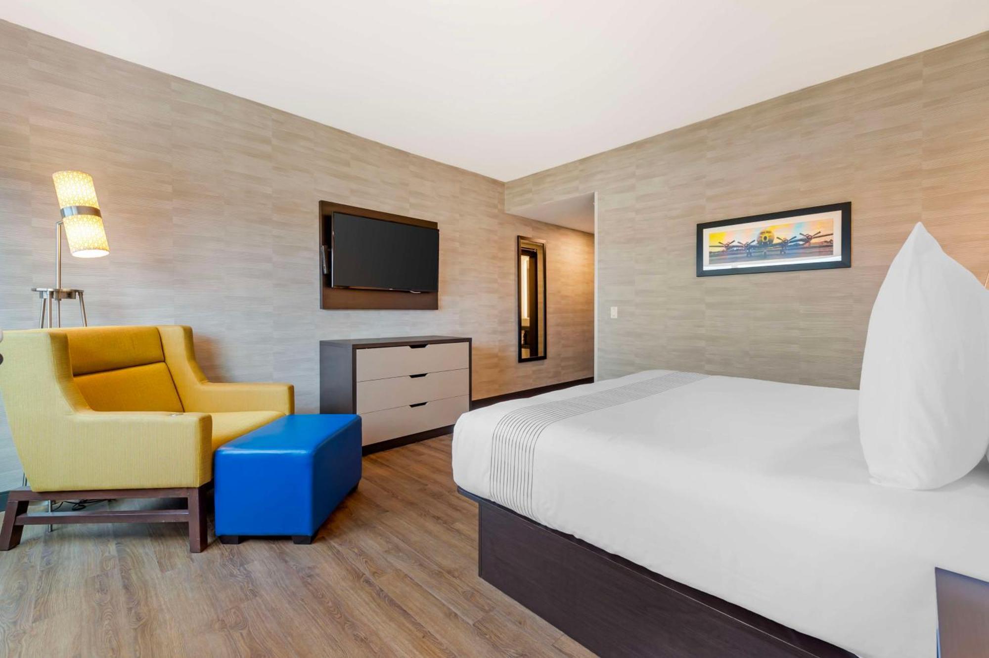 Glo Best Western Kanata Ottawa West Exteriör bild