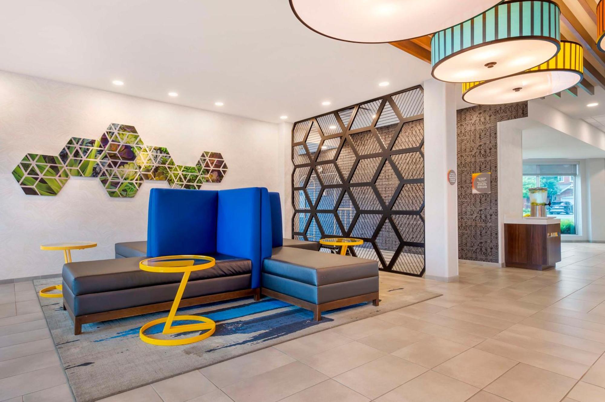 Glo Best Western Kanata Ottawa West Exteriör bild